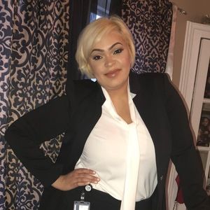 Meet your Posher, Sarah